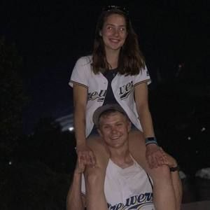 Meet your Posher, Hunter